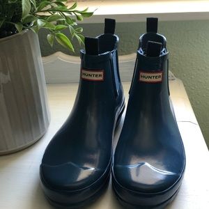 HUNTER bootie rain boots